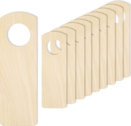Tien ongeschilderde, houten deurhangers in de vorm van een rechthoek met een cirkelvormige opening.