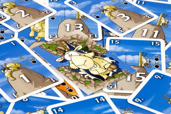 Veel speelkaarten met geiten op rotsen, getallen 1, 2, 9, 11, 13, 14, 15.