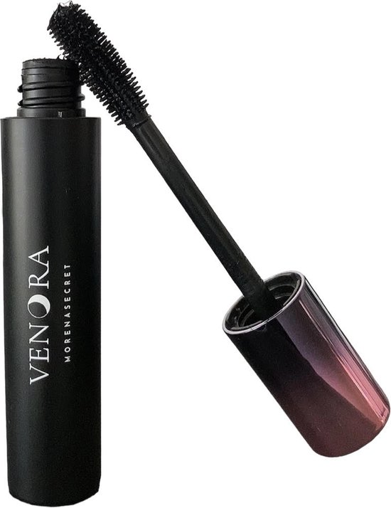 extreme volume mascara Tiktok trend Famousmorena