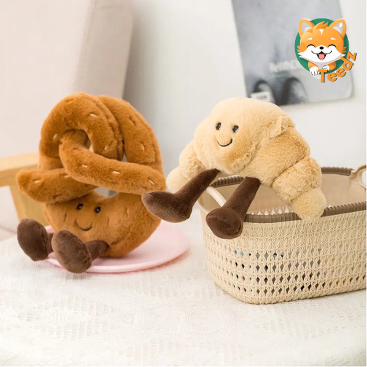 Croissant Knuffel - Teedz - Kinderen - Bagel - Pluche - Bruin - Brood - Ontbijt - Decoratie - Cadeau — cadeau in Spellen & Speelgoed - foto 2