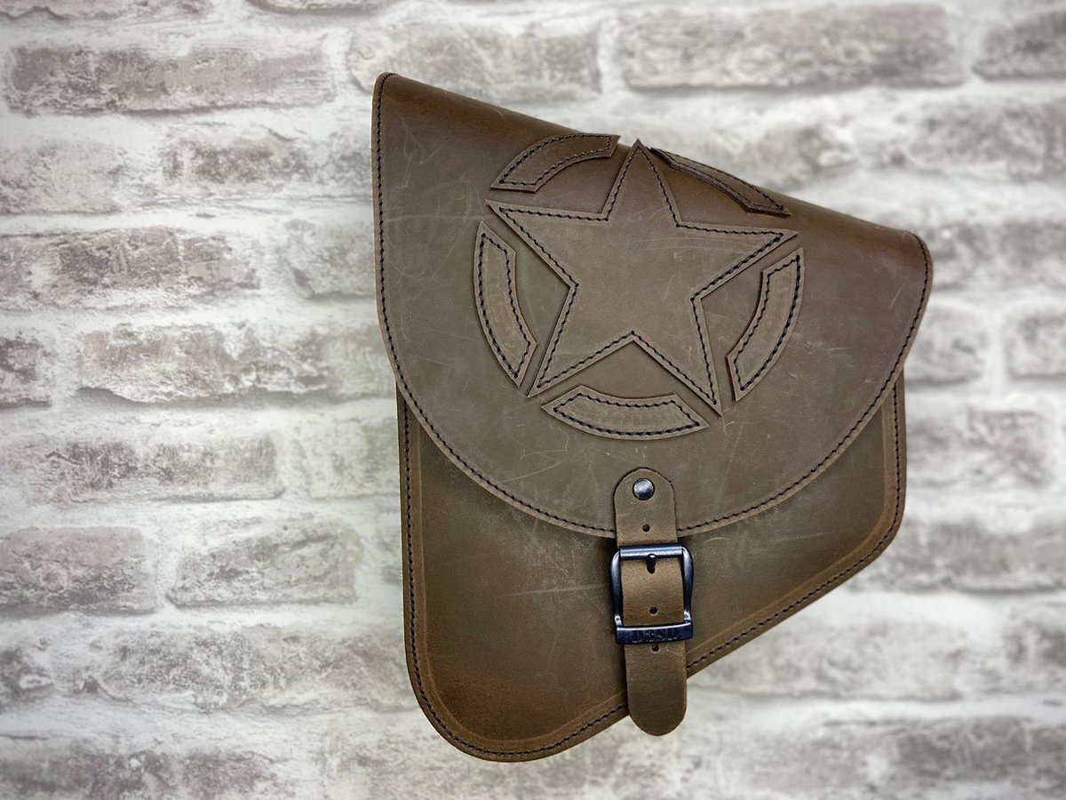 Dries Design D3SD - softail motortas - swingarm tas – Softail – Motortas - Bruin - leder – Harley – Army Star – N99-Star-Bruin