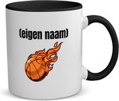 Akyol - basketbal vuur met eigen naam koffiemok - theemok - zwart - Basketbal - iemand die op basketbal zit - sport - verjaardag cadeau - kado - bal - wedstrijdsport - 350 ML inhoud