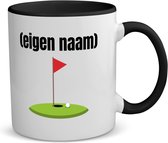 Akyol - golf hole vlag met eigen naam koffiemok - theemok - zwart - Golf - golfers - mok met eigen naam - leuk cadeau voor iemand die houd van golfen - cadeau - kado - 350 ML inhoud