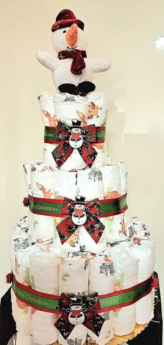 Goedkoopste luiertaart-kerst-babyshower-geboorte-kerst-luiers