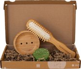 Bamboovement Geschenkset - Voor Mannen & Vrouwen - Duurzaam Cadeau - Bamboe Borstel , Zeephouder & Shampoo Bar - Anti klit Haarborstel