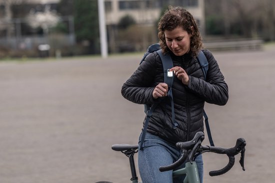 BBB Cycling Slide Koplamp Fiets - Fietsverlichting USB Oplaadbaar Voorlicht - Voorlamp Fiets - 50 Lumen - Waterdicht - Lange Accuduur - BLS-235 — afbeelding 4