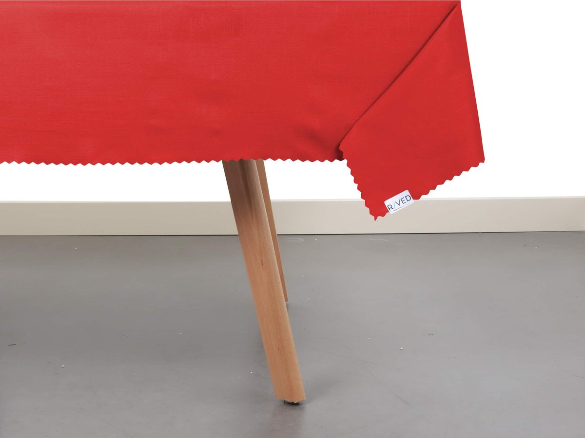 Raved Tafelkleed – 140 cm x 240 cm – Polyester Rood – Kreukvrij