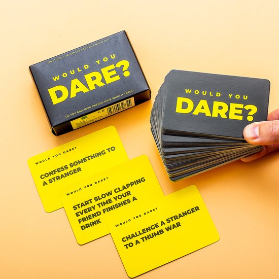 Foto: De weerwolven van wakkerdam basisspel kaartspel vertrouwen of verraders 