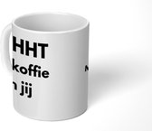 Mok - 275 ML - Koffiemok Humor - Koffietas geschenk - Koffiebeker Collega - Mokken Papa - Koffietassen - Spreuken - Quote - Eerst koffie dan jij - Grote theemok - Theemokken groot - Grappige thee mok - Thee tas Mama - Cadeau voor hem