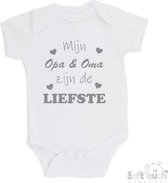 100% katoenen Romper "Mijn Opa & Oma zijn de liefste" Unisex Katoen Wit/grijs Maat 56/62