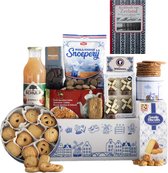 Cadeaupakket - Holland Pakket nr 16 - Pakket met boek "Kookboek van Zeeland" en diverse Hollandse lekkernijen