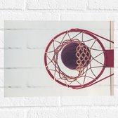 Muursticker - Basket door Basketbal Heen - 40x30 cm Foto op Muursticker