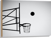 Hout - Bal Vallend in Basket (Zwart-wit) - 80x60 cm - 9 mm dik - Foto op Hout (Met Ophangsysteem)