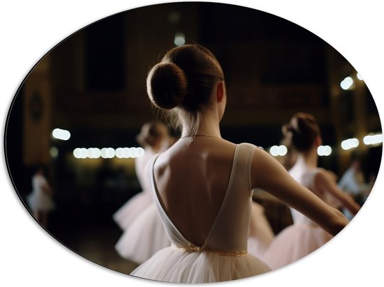 Dibond Ovaal - Ballerina's in Theater aan het Dansen - 56x42 cm Foto op Ovaal (Met Ophangsysteem)