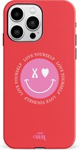 xoxo Wildhearts Love Yourself Red - Double Layer - Rood hoesje geschikt voor Apple iPhone 14 Pro - Hoesje met smiley emoji - Hardcase case geschikt voor iPhone 14 Pro - Smiley case - rood