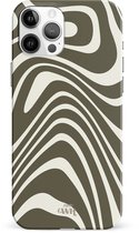 xoxo Wildhearts Boogie Wonderland Green - Single Layer - Hard case geschikt voor iPhone 11 Pro hoesje - Golven print hoesje groen - Beschermhoes shockproof case geschikt voor iPhone 11 Pro hoesje - Hoesje met golven print groen