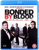 Bonded by Blood Blu-ray hoes met titel en de cast. Mannen met wapens op donkere achtergrond.