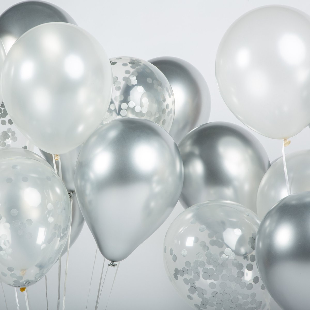 Fissaly 40 stuks Zilver, Wit & Zilveren Papieren Confetti Helium Latex Ballonnen met Accessoires – Metallic Chrome - Decoratie — afbeelding 8