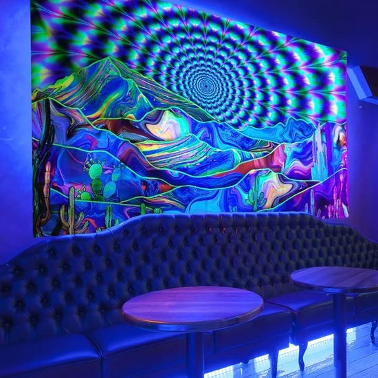 Ulticool - Montagnes Cactus Soleil - Glow in the Dark Tapisserie Décoration Magic - Psychédélique - Lumière noire Party Tapisserie Fond Tissu - 200x150 cm - Toile de Fond UV Lampe Réactive - Groot Tapisserie - Affiche - Siècle des Lumières Néon Fluor
