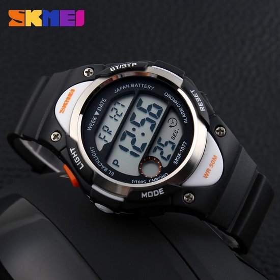 Kinderhorloge Chrono - Alarm – Digitaal Horloge – Zilver Look- Ø37mm - Giftbox - SKMEI