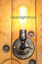 Edison vintage lamphouder E27 met gloeilamp. Wandlamp of plafondlamp met zwarte verstelbare fitting en een lange gloeilamp