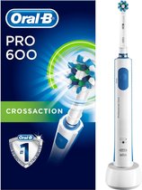 Oral-B Pro 600 CrossAction - Elektrische Tandenborstel - Wit