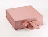 Luxe giftbox | geschenkdoos |cadeaudoos| feestdagen | Kado doos | Kerstverpakking | Roze