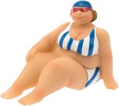 Beeld dikke dame in blauw met witte bikini - Decoratie beeldjes - Woonaccessoires