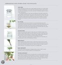 Illustraties van technieken voor het stabiliseren van bloemstukken, waaronder 'TAPE GRID', 'PIN FROGS', 'CHICKEN WIRE', 'BAND BUNCH', 'BASE GREENERY' en 'TAPING A BOUQUET'.