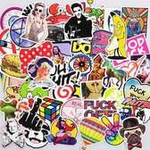 100 verschillende stickers met grappige plaatjes, bekende karakters en logo's. Perfecte mix voor skateboard, koffer, laptop, mobiel, fiets, auto, muur etc.