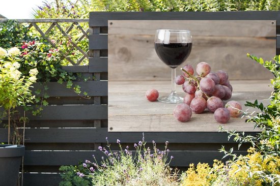 Gros plan de raisins et verre de vin Affiche de jardin 180x120 cm - Toile de jardin / Toile d'extérieur / Peintures d'extérieur (décoration de jardin) XXL / Groot format!