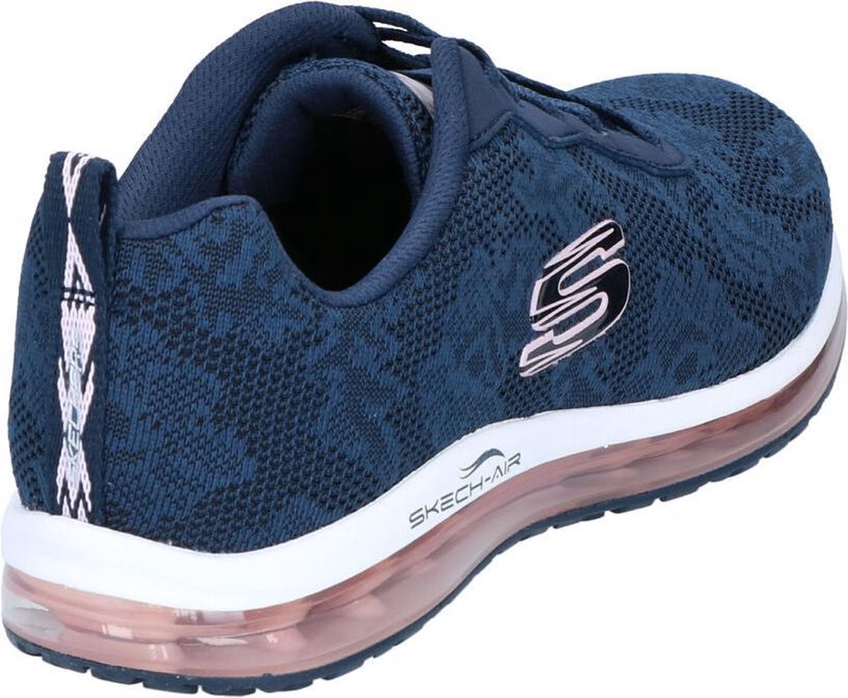 donkerblauwe skechers