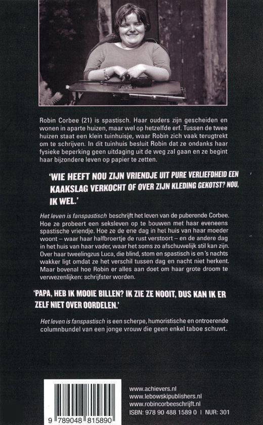 Achterkant van het boek 'Het Leven Is Fanspastisch' met een foto van Robin Corbee en tekst over het boek.