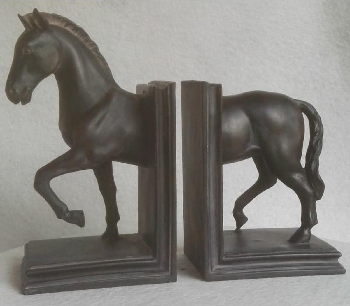 Prachtige boekensteunen Paard - polystone