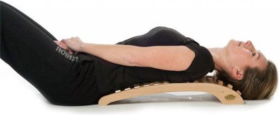 Foto: Backstretcher rugstretcher rugmassage bij rugklachten