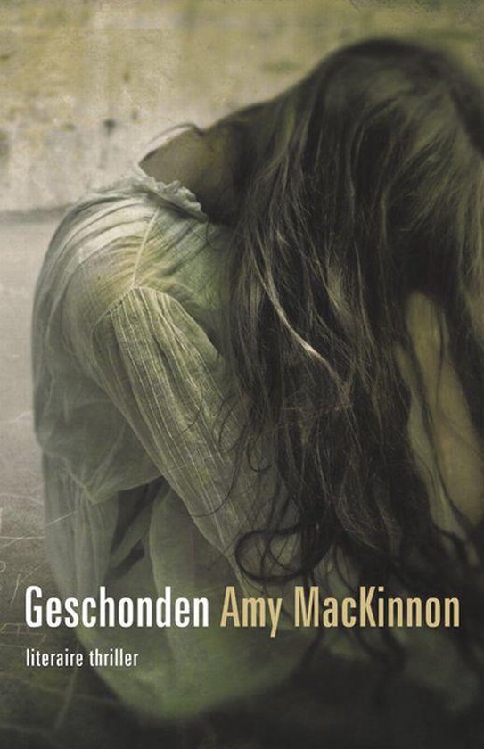 Cover van het boek 'Geschonden' van A MacKinnon