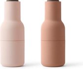 Menu - Bottle Grinder Peper- en Zoutmolen - Nude (Roze) - Walnoot - Set van 2