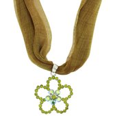 Zijde ketting met bloemen hanger