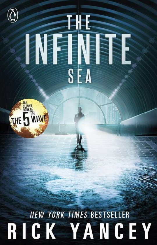 The 5th Wave 2. The Infinite Sea - cover
