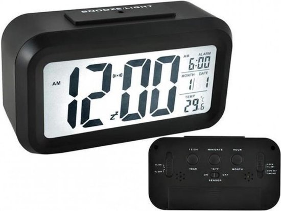 Wekker digitaal met alarm - Display - Wekker met scherm - 3 x AAA batterijen  - LED | bol.com