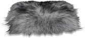 Stoelkussen - IJslandse schapenvacht grijs met zwarte uiteinden - stoelpad - zitkussen - klein vachtje