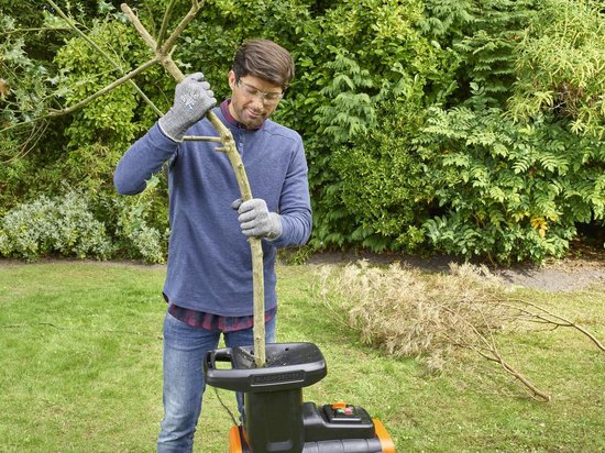 BLACK+DECKER BEGAS5800-QS Hakselaar - 2800W - incl. 45L geïntegreerde opvangbak van BLACK+DECKER — afbeelding 4