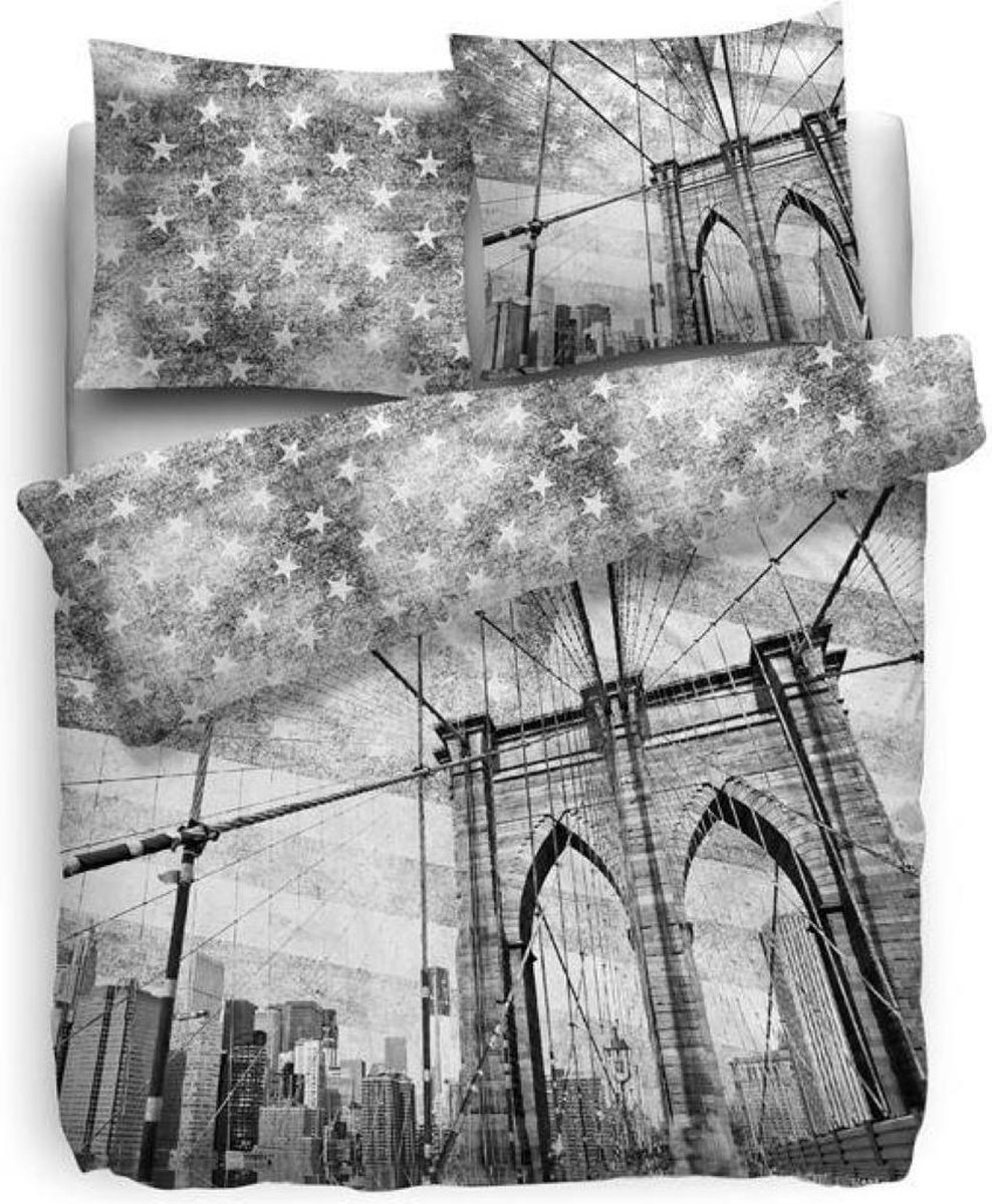 Face2Face Brooklyn Bridge Dekbedovertrek - Eenpersoons - 135x200 + 80x80 cm - Black/White