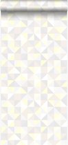 Origin Wallcoverings behangpapier driehoekjes licht crème beige, licht warm grijs, pastel geel en glanzend licht beige - 337210 - 53 cm x 10,05 m
