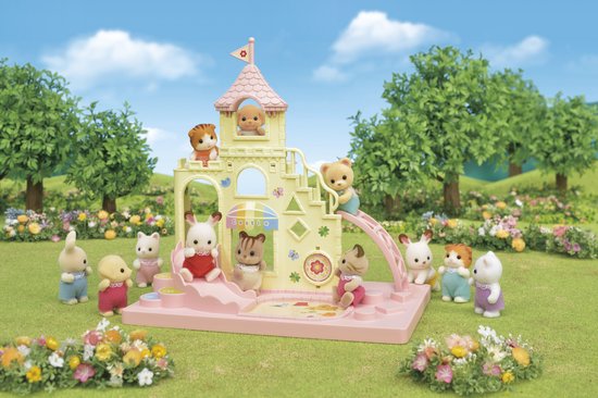 Sylvanian Families – Le Trio Des Bébés à La Piscine – Figurines Articulées Avec Accessoires De Plage, Dès 3 Ans