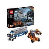 LEGO Technic Le transport du conteneur - 42062