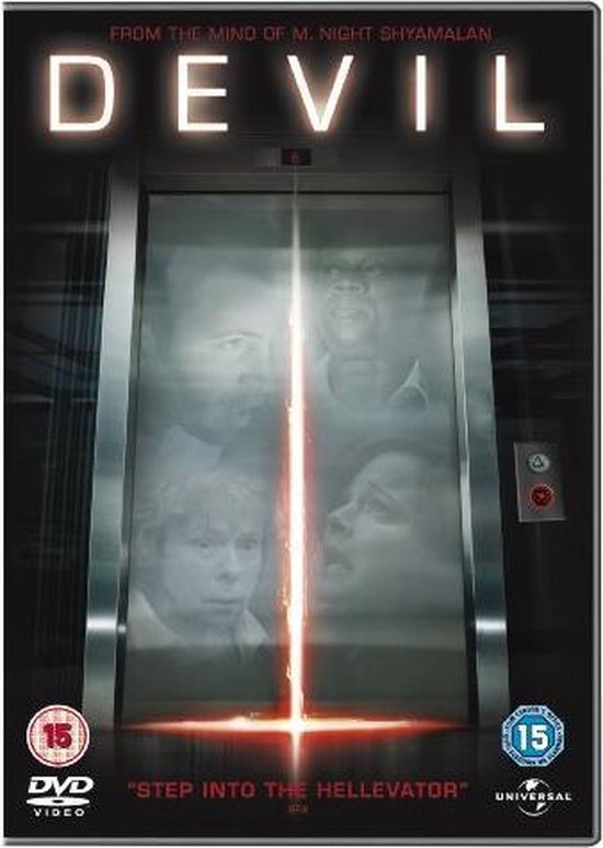 Voorkant DVD hoes van Devil. Vier gezichten in een lift, met een rood kruisvormig licht op de vloer. Film titel 'DEVIL'.