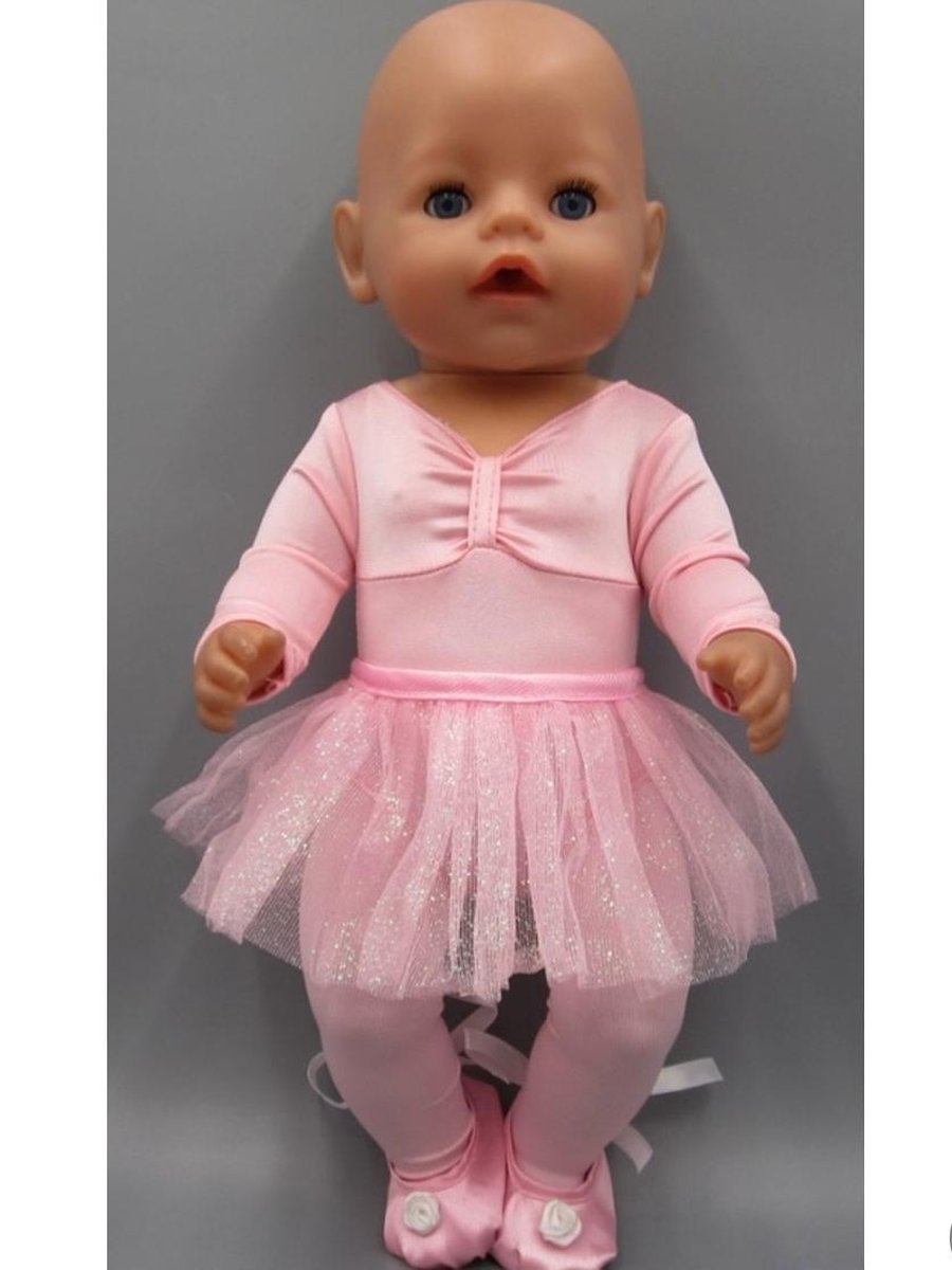 Götz 3401076 combinatie prima ballerina balletplezier - poppenkledingmaat. XL - 7-delige kleding- en accessoireset voor staande poppen 45-50 cm Götz 3401076 combinatie prima ballerina balletplezier - poppenkledingmaat. XL - 7-delige kleding- en accessoireset voor staande poppen 45-50 cm