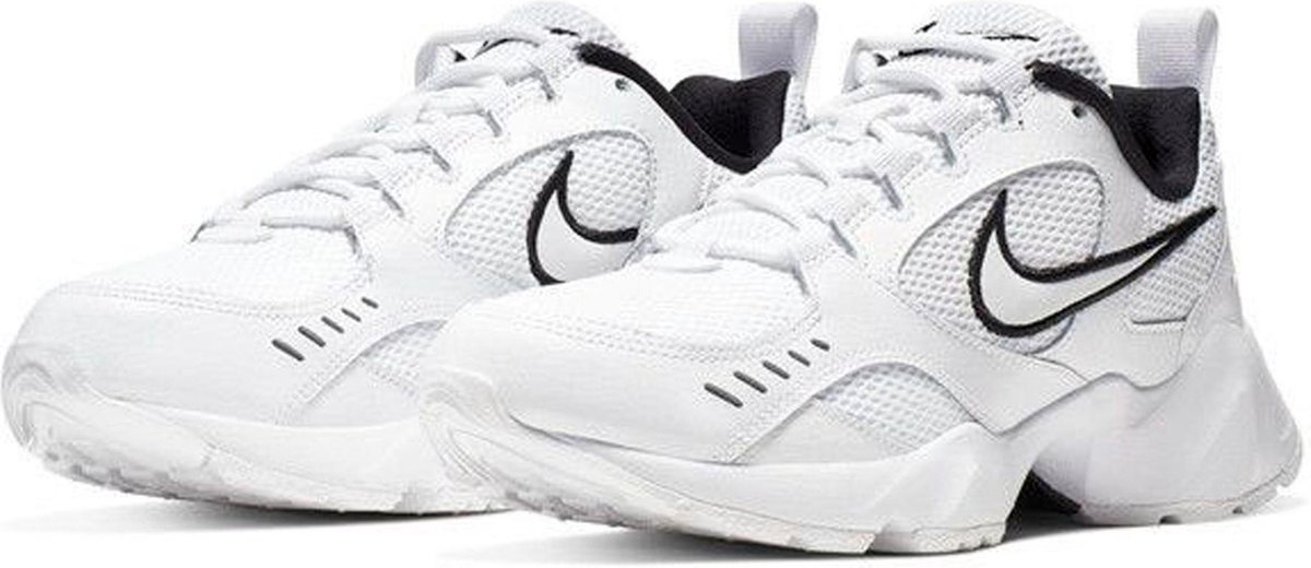 Nike Air Heights Dames Sneakers Zwart