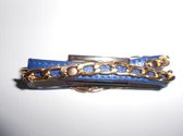 Fashionidea mooie blauw leren wikkelarmband in combinatie met een grove goudkleurige schakel.